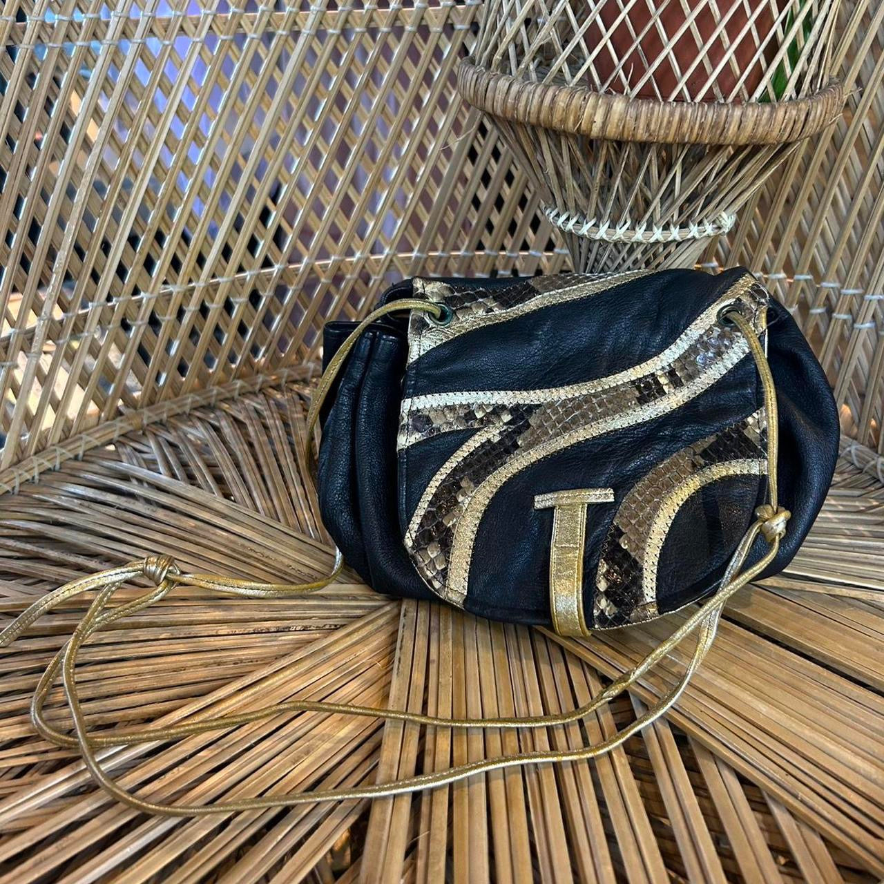 Vintage leather bag