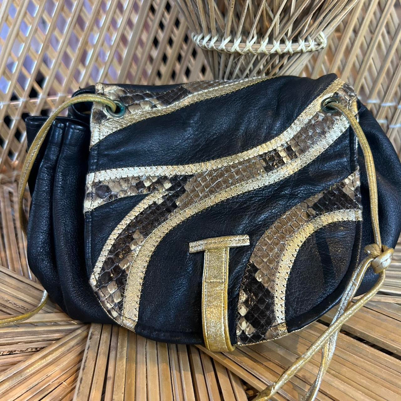 Vintage leather bag