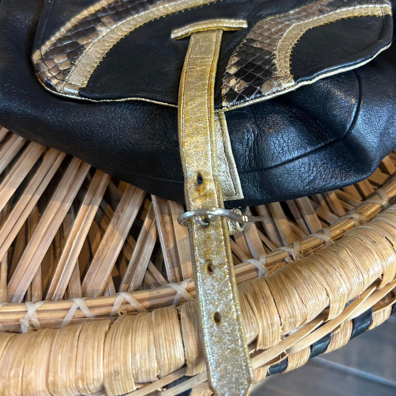 Vintage leather bag