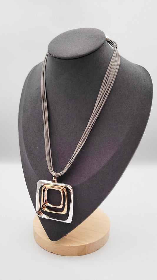 Necklace 20