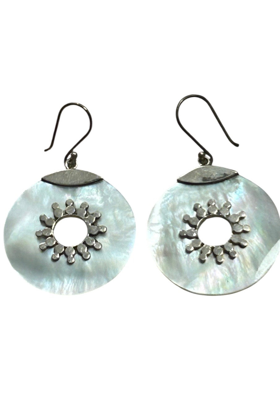 Vintage 925 silver and mother of pearl earrings
