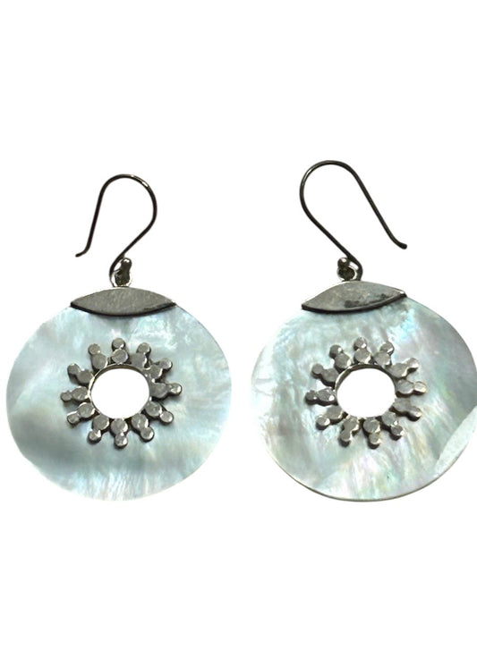 Vintage 925 silver and mother of pearl earrings