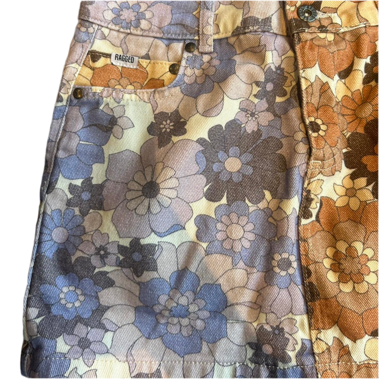 Floral mini skirt
